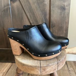 Kork Ease genuine leather clogs size 6
